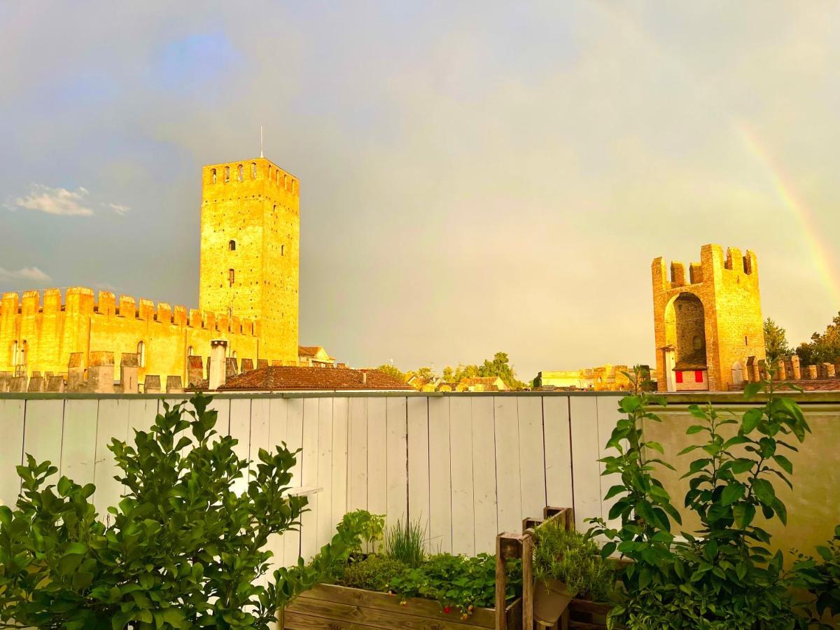 Appartement Ca' Del Sole - Attico Panoramico In Centro Storico à Montagnana  Extérieur photo