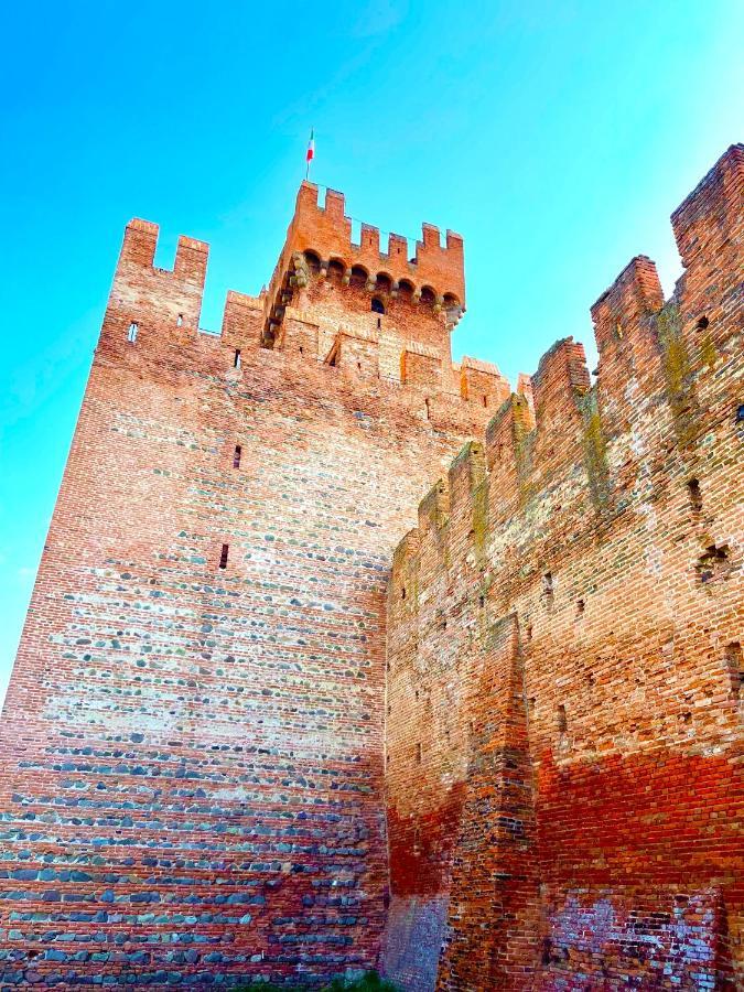 Appartement Ca' Del Sole - Attico Panoramico In Centro Storico à Montagnana  Extérieur photo